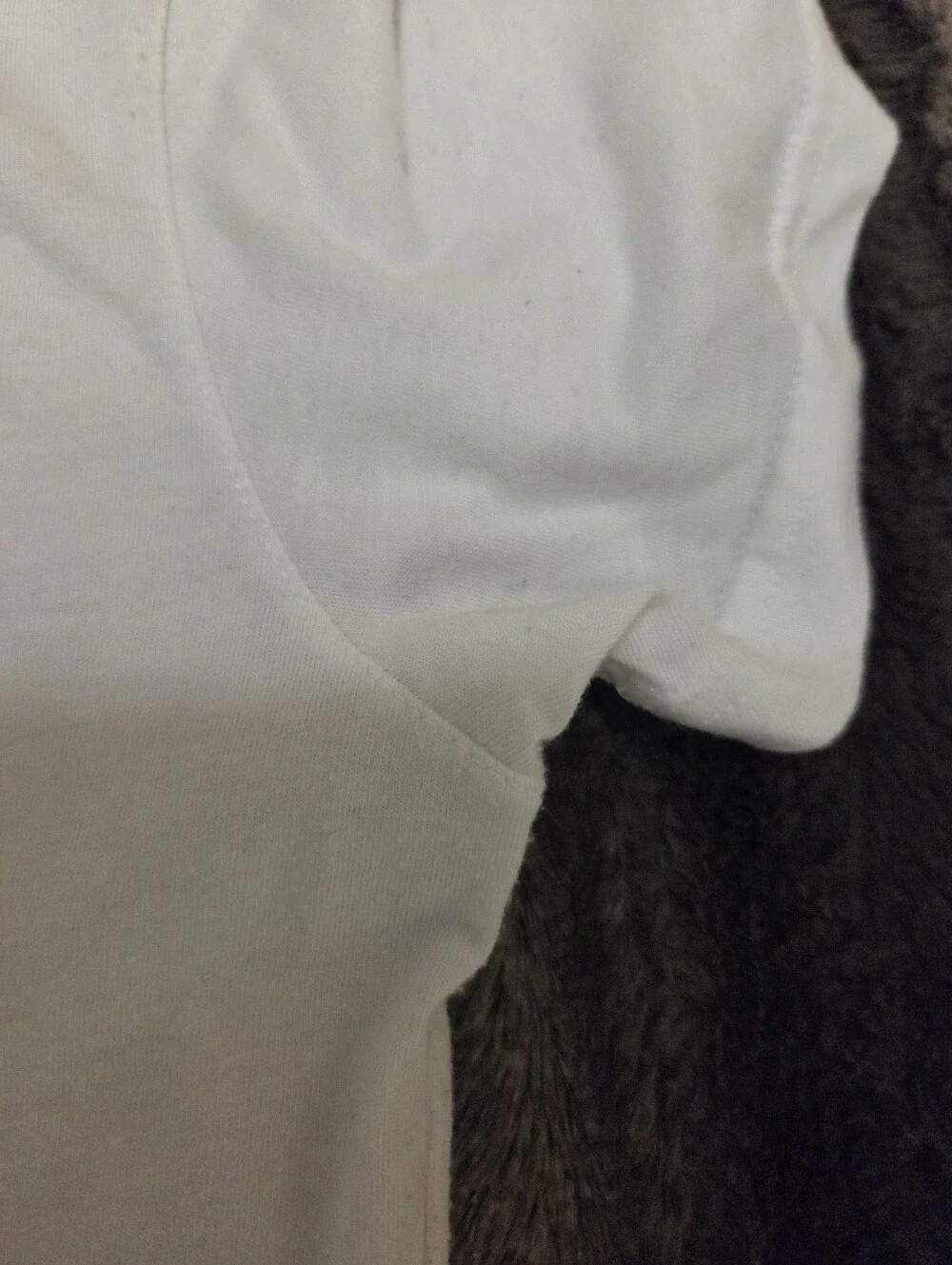 adidas Tee Size S - Picture 7 of 7